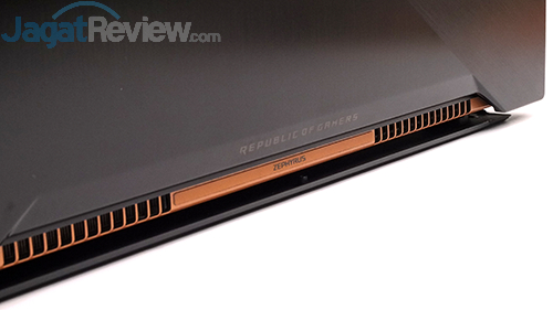 Review ASUS ROG ZEPHYRUS (GX501): Super Kencang & Tipis 21 ASUS GX501 Base Cover - Open
