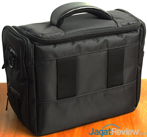 Review External VGA: Gigabyte AORUS GTX 1070 Gaming Box 4 Gigabyte AORUS GTX 1070 Gaming Box Bag - Rear