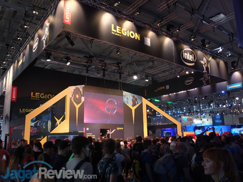 Lenovo Legion Persembahkan Jajaran PC Gaming Terbaru di Gamescom 2017 10 Lenovo Gamescom 01