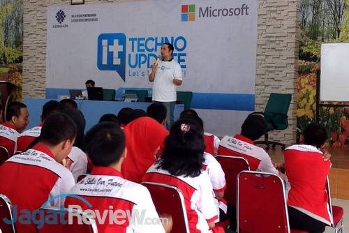 Techno Update Bersama Microsoft: Windows 10 Itu Murah dan Menarik! 2 21950150_1567954953227305_841725464155921155_o