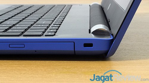 Review Notebook AMD: HP 15-bw072ax 6 HP 15-bw072ax Ports - Right 02