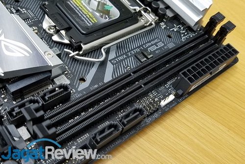 ASUS ROG STRIX Z370-I Gaming - 05