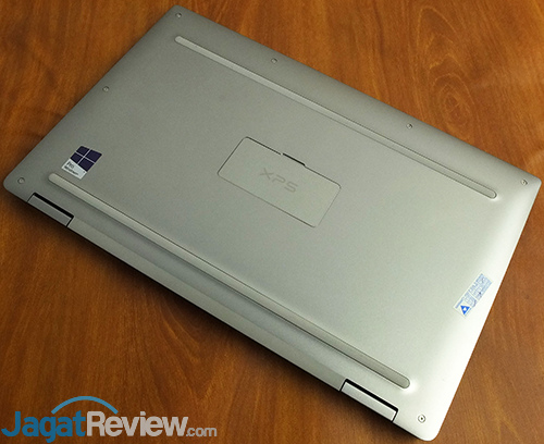 DELL XPS 13 9365 2-in-1 Bottom Side