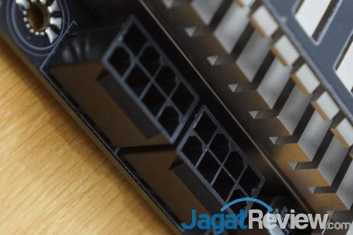 Hands On Motherboard Gigabyte X299 AORUS Gaming 7 Pro 7 Gigabyte X299 AORUS Gaming 7 Pro - 14