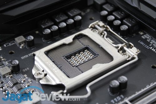 Review Prosesor Core i5-8600K Gigabyte Z370 Aorus Ultra Gaming - 02