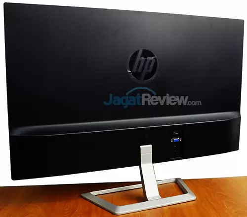 Hands-On Review Monitor: HP N270 4 HP N270 Rear Side