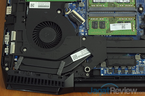 Review Notebook Gaming: HP Omen 15-ce087TX 16 HP Omen 15-ce087TX CPU Cooling