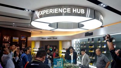 NIKON Resmikan Toko Ritel Pertama di Indonesia. 6 7 1