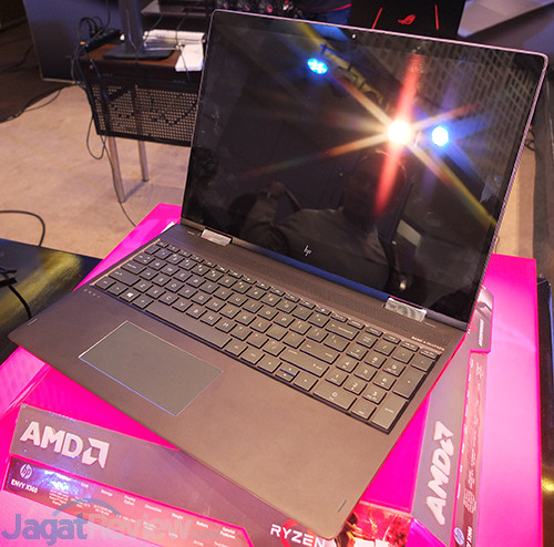 AMD Indonesia Resmikan Jajaran Laptop Bertenaga Prosesor Ryzen 7 AMD Ryzen Laptop Launch 03