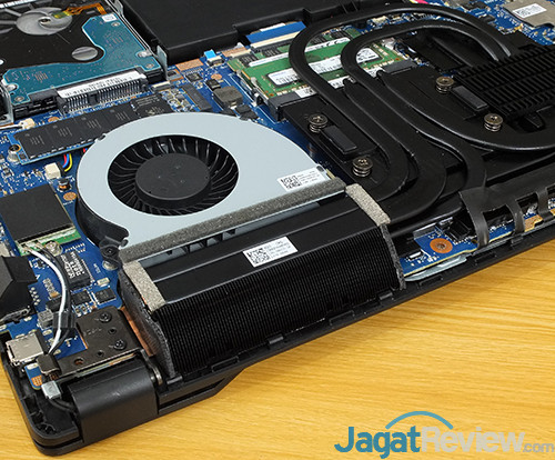 Review Notebook Gaming: ASUS ROG STRIX GL702ZC 19 ASUS GL702ZC CPU Cooling Area