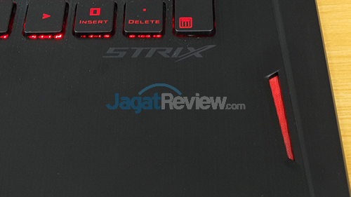 Review Notebook Gaming: ASUS ROG STRIX GL702ZC 14 ASUS GL702ZC Speaker Right