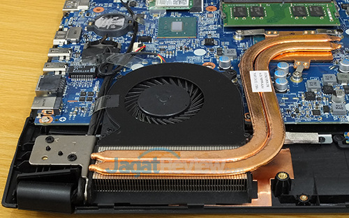 Gigabyte Sabre 15 CPU Cooler