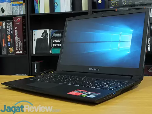 Gigabyte Sabre 15 Notebook