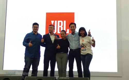 Sambut Akhir Tahun, JBL Hadirkan Rangkaian Wireless Headphone dan SpeakerTerbaru 27 JBL 5