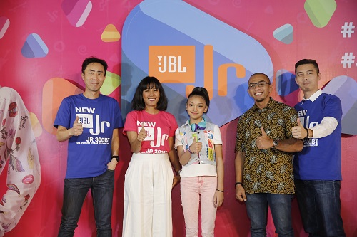 JBL Luncurkan JBL JR Series, Headphone Khusus untuk Anak 33 JBL JR 2