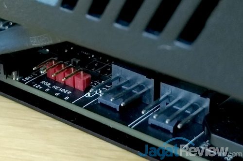 Review Graphics Card ASUS ROG STRIX Radeon RX Vega 64 8GB OC Edition 5 ASUS ROG Strix RX VEGA64 09