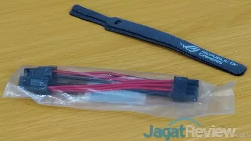 ASUS ROG Strix RX VEGA64 15