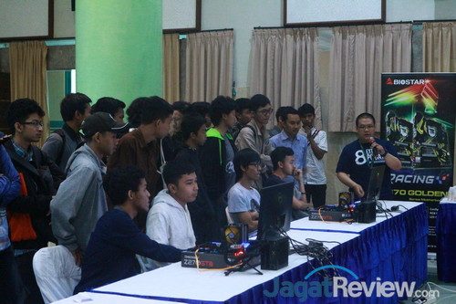 Extreme PC Day - Campus Roadshow: Unjuk Teknologi Terkini di Yogyakarta 14 Extreme PC Day Yogyakarta 11