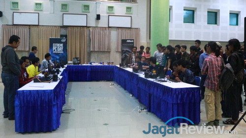 Extreme PC Day - Campus Roadshow: Unjuk Teknologi Terkini di Yogyakarta 23 Extreme PC Day Yogyakarta 20