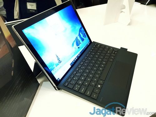 Laptop 2-in-1 HP dengan Snapdragon 835 dan Windows 10: ENVY X2 7 HP ENVY X2 03