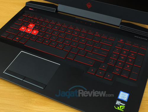 HP Omen 15 ce085TX Backlit ASDW