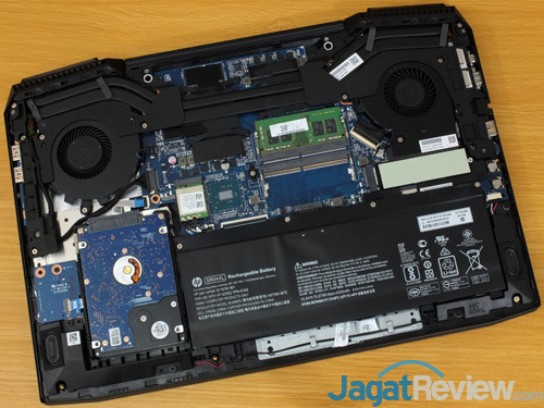 HP Omen 15 ce085TX Internal Components