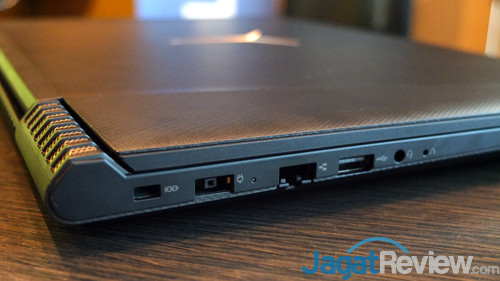 Rayakan Setahun Brand Legion, Lenovo Rilis Laptop Gaming Y520 Anniversary Edition 9 Lenovo Legion Y520 Laptop Anniversary Edition 04