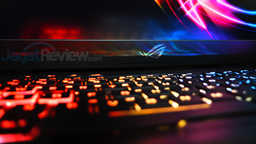 Review Notebook Gaming: ASUS ROG STRIX GL503VD 10 ASUS GL503VD AURA Core 01