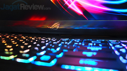 Review Notebook Gaming: ASUS ROG STRIX GL503VM Hero Edition 5 ASUS GL503VD AURA Core 02