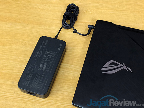 Review Notebook Gaming: ASUS ROG STRIX GL503VD 34 ASUS GL503VD Power Adapter