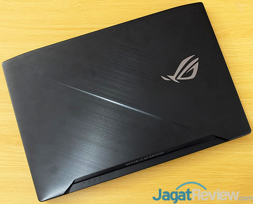 Review Notebook Gaming: ASUS ROG STRIX GL503VD 4 ASUS GL503VD Top Side