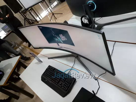 Samsung Resmi Hadirkan Monitor Gaming Layar Lebar CHG90 Di Indonesia 5 IMG 20180201 114336