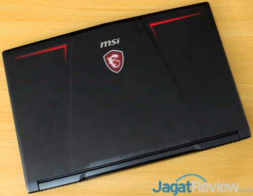 Review Notebook Gaming: MSI GE63VR 7RF RAIDER 4 MSI GE63VR 7RF Top Side