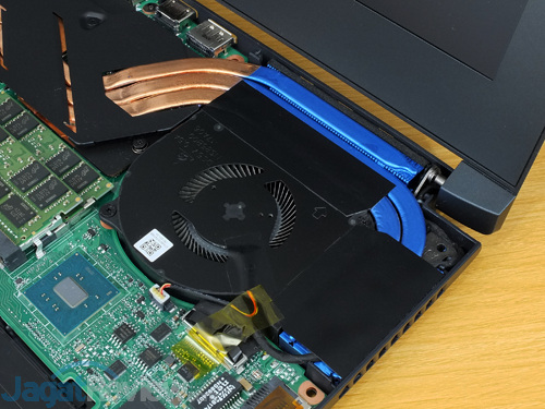 Review Notebook Gaming: Acer Predator Triton 700 29 Acer Predator Triton 700 Cooler CPU