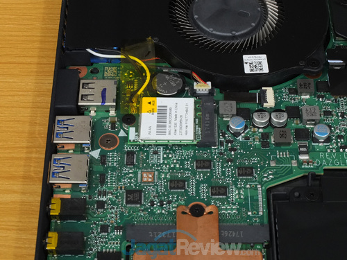 Review Notebook Gaming: Acer Predator Triton 700 38 Acer Predator Triton 700 Wireless Card