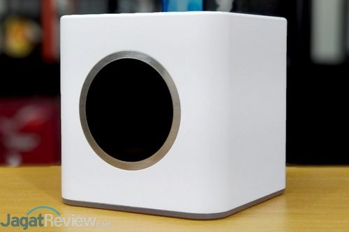 Hands-On Review Ubiquiti AmpliFi Mesh WiFi System 2 AmpliFi Mesh WiFi System 05