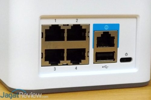 Hands-On Review Ubiquiti AmpliFi Mesh WiFi System 4 AmpliFi Mesh WiFi System 06