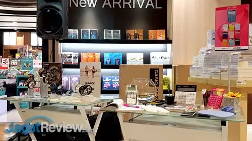 Gramedia Kini Tidak Cuma Jual Kalkulator Casio Saja! 3 Casio Gramedia 01