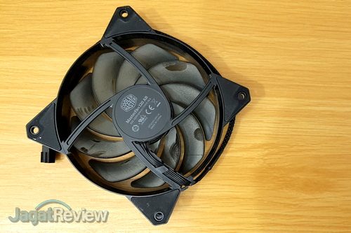 Review Watercooling AIO Cooler Master MasterLiquid Lite 120 3 Cooler Master ML Lite 120 05