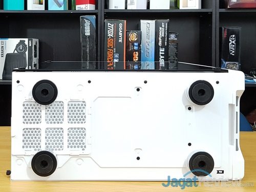 Review Casing Corsair Carbide 275R 7 Corsair Carbide 275R 04