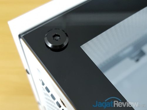 Review Casing Corsair Carbide 275R 14 Corsair Carbide 275R 12
