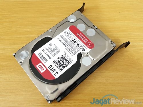 Review Casing Corsair Carbide 275R 24 Corsair Carbide 275R 16