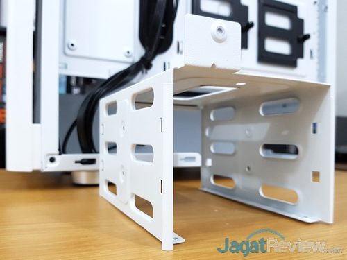 Review Casing Corsair Carbide 275R 21 Corsair Carbide 275R 24