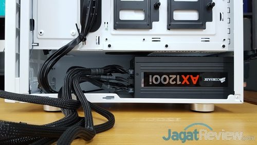 Review Casing Corsair Carbide 275R 22 Corsair Carbide 275R 27