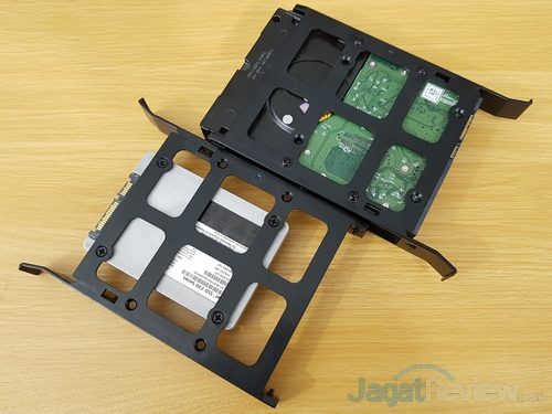 Review Casing Corsair Carbide 275R 25 Corsair Carbide 275R 29