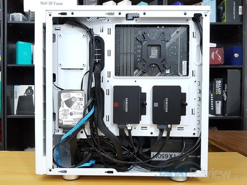 Corsair Carbide 275R 49