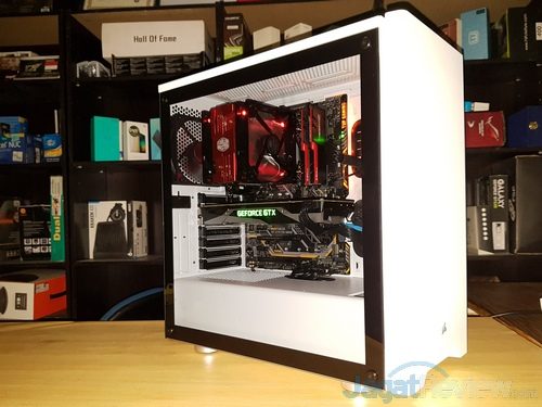 Corsair Carbide 275R 65
