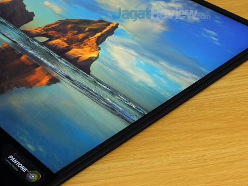 Review Gigabyte Aero 15X v8: Kencang, Tipis, dan Terjangkau dengan Core i7 8750H 6 Gigabyte Aero 15X v8 Screes Bezel