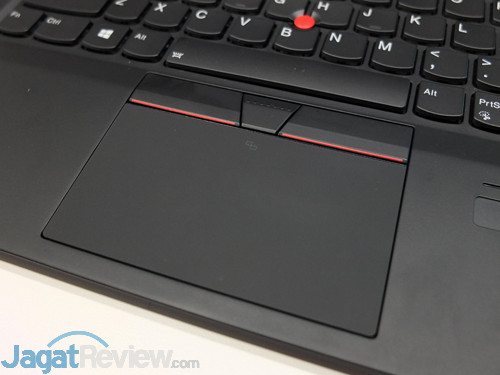 Hands-On Laptop Lenovo ThinkPad X1 Carbon (Gen 6) & X1 Yoga (Gen 3) 9 Lenovo ThinkPad Media Workshop 2018 08