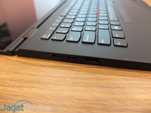Hands-On Laptop Lenovo ThinkPad X1 Carbon (Gen 6) & X1 Yoga (Gen 3) 14 Lenovo ThinkPad Media Workshop 2018 14